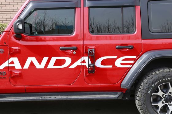 Pemasangan Asli Pedal Kaki Aluminium Lipat untuk Jeep Wrangler JL Disesuaikan
