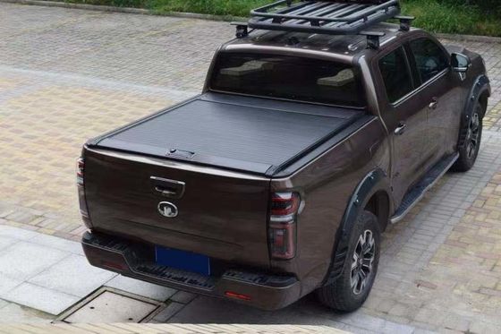 ISUZU D-MAX Aluminium Lipat Hard Pick Up Truck Bed Cover dengan fungsi tahan air