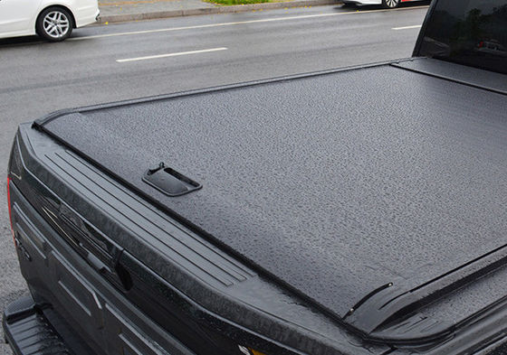Penutup Belakang Pickup Ford yang Dapat Ditarik Keras Tempat Tidur Truk Penutup Tonneau Rana Rol F150