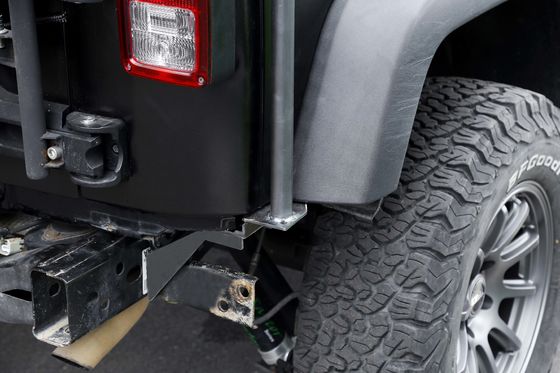 Elektroforesis dan Powder Coated Flat Baggage Carrier Roof Racks untuk Jeep Wrangler JK