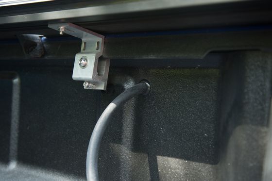 Penutup Rol Canopy yang bisa ditarik untuk Toyota Tacoma 2015- Perlindungan yang tahan lama