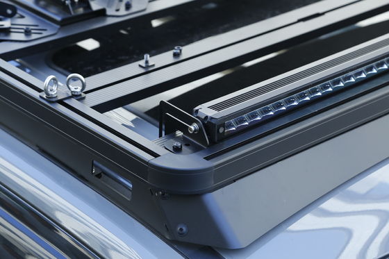 Bagian Otomotif Lamp Bracket Mudah Penyambungan dengan bahan paduan aluminium ringan