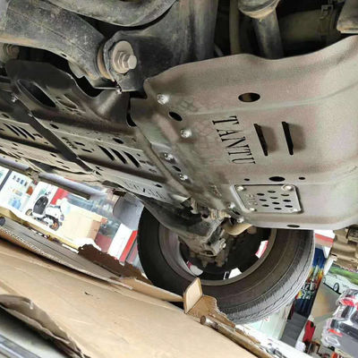4x4 Toyota Tundra Skid Plate Perlindungan Mesin Cat Hitam