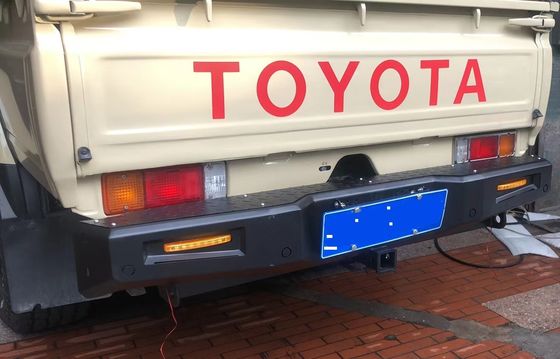 TOYOTA TRUCK LC79 Aksesoris Bumper Belakang Hitam dengan Bahan Baja dan Aksesoris