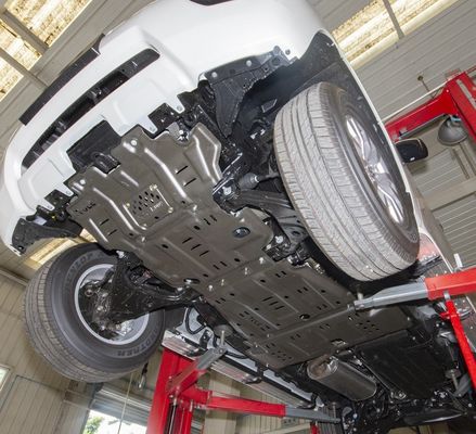 Nissan Patrol Y62 Tank Bahan Bakar Skid Plate Car Underbody Guard untuk Kinerja Off-Road