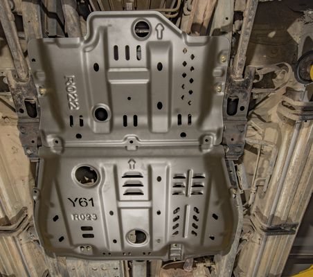 Off-Road Ready Magnesium Aluminium Alloy Skid Plate untuk Nissan Patrol GR V Pickup Y61