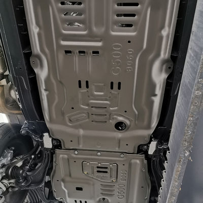 Mercedes-Benz G500 4x4 Aksesoris Kendaraan Skid Plates Chassis Perlindungan Cat Hitam