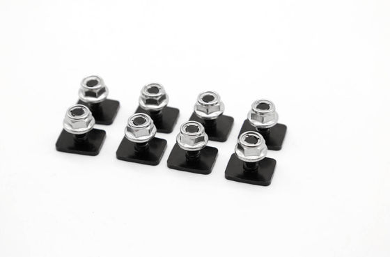 Jeep Wrangler Off Road Aksesoris M8 Bolt Eye Nut dan T Bolts untuk pemasangan yang mudah