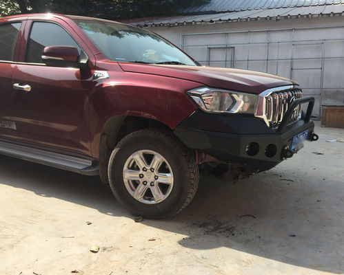 MAXUS T60 Pickup Auto Parts Winch Bull Bar Front Bumper Bawah Bumper Belakang dengan Pengangkut Ban