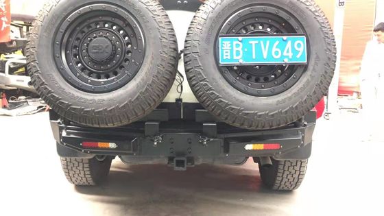 Toyota FJ Cruiser Bumper Bumper Depan dan Bumper Belakang Set dengan Winch Bull Bar yang awet