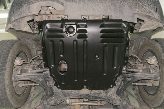 Jeep Patriot Perisai Perlindungan Bawah Badan dengan Lembar Perlindungan Mesin Ketebalan Disesuaikan