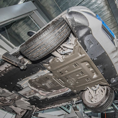 Alfa Romeo Stelvio Di Bawah Pelindung Kendaraan Skid Plate dengan Proses Stamping Terintegrasi
