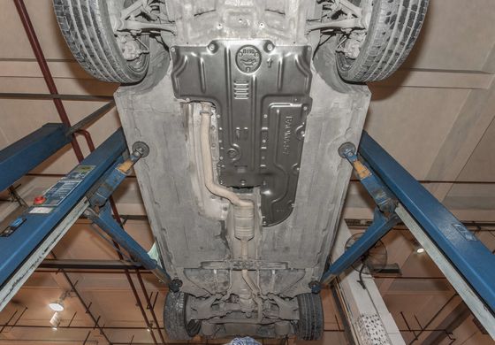 BMW Seri 5 Seri 7 Di Bawah Kendaraan Perisai Perlindungan Mesin Piring Perlindungan Radiator Transfer Case Skid Plate