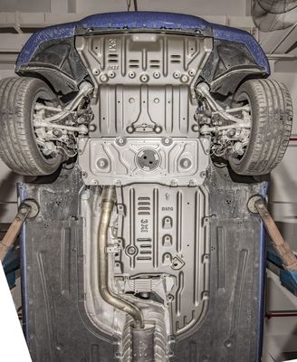 Ketebalan yang disesuaikan BMW Mobil Model Skid Plate Engine Guard Plate Underbody Protection