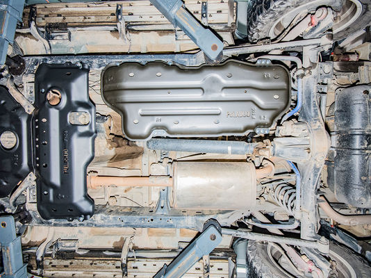 Cocok untuk Toyota Prado LC150 OEM 3D Skid Plate untuk Tank Bahan Bakar Perisai Perlindungan Bawah Badan