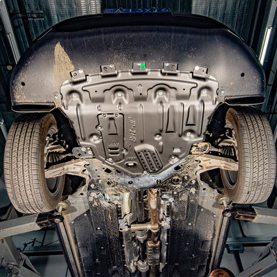 Jeep Commander 2022 Skid Plate untuk perlindungan mesin dan transmisi yang diterima OEM