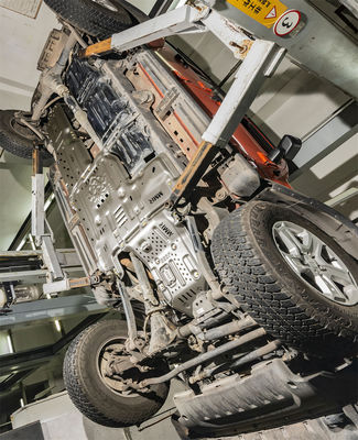 JEEP Wrangler Skid Plate Melindungi komponen bawah tubuh dengan pelindung sasis Magnalium