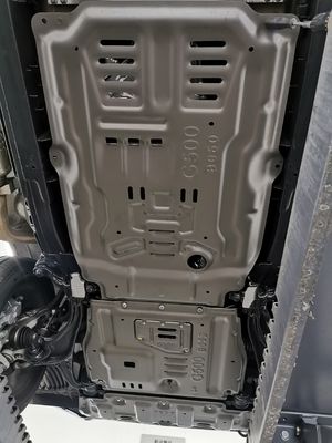 Logo yang disesuaikan 4*4 Aksesoris Mobil Eksterior Kit Perlindungan Bawah Badan untuk Logo Landace