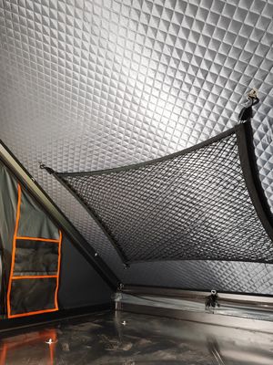 Satu Kamar Tidur 4-5 Orang Mobil Atap Tenda Atas Dengan Tangga Sisi Universal Waterproof 2,1m