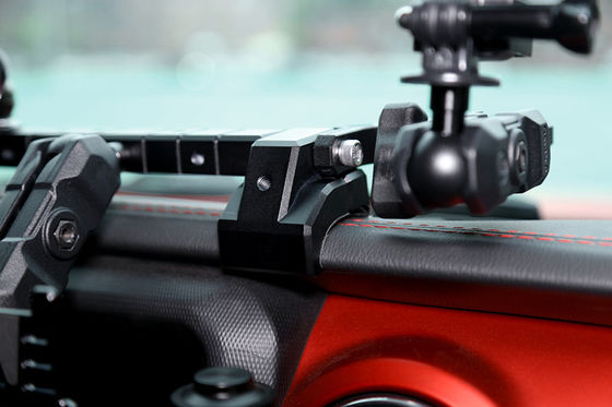 Jeep Wrangler JL Multifungsi Pusat Konsol Telepon Stand dengan 4 * 4 Aksesoris